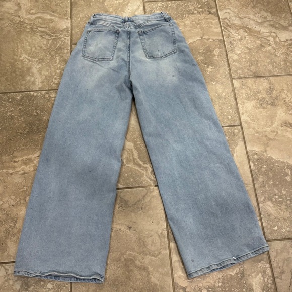 Kuromi Sanrio Wide Leg Jeans Light Wash Graphic Denim Pants Size 3 Womens - Picture 7 of 15